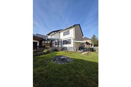 Haus zum Kaufen in Kreuzau 295.000,00 € 135 m²