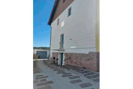 Zweifamilienhaus mit unverbaubarem Blick in ruhiger Lage - Sankt Wendel