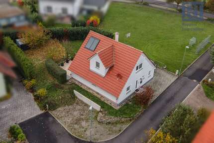 Haus zum Kaufen in Aub 358.000,00 € 139 m²