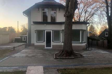 Haus zum Mieten in Berlin 2.500,00 € 184 m²