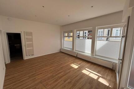 2-Zimmer-Apartment mit Einbauküche – Erstbezug nach Sanierung in der Oberstadt - Marburg