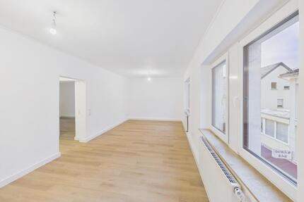 RESERVIERT ! Erstbezug nach Sanierung! Moderne 3-ZKB mit Balkon in zentraler Lage von Gerolstein