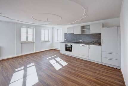 Haus zum Kaufen in Dinkelsbühl 990.000,00 € 310 m²