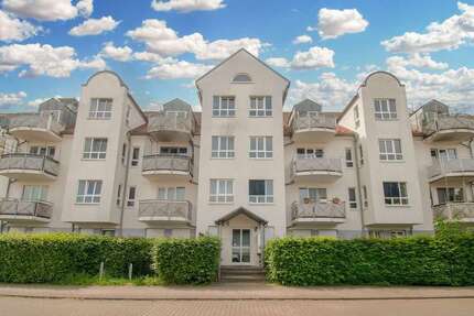 Wohnung zum Kaufen in Leipzig 240.000,00 € 121.09 m²