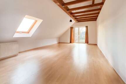 Wohnung zum Kaufen in Wiesbaden Biebrich 349.990,00 € 95.9 m² - Wiesbaden / Biebrich