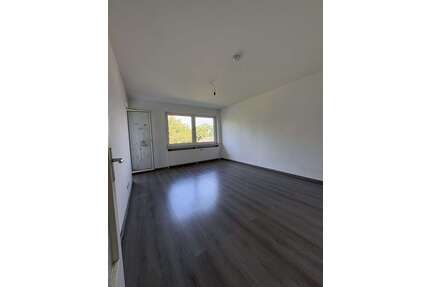 Wohnung zum Kaufen in Krefeld 140.000,00 € 65.32 m²
