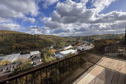 3-Zimmer-DG-Wohnung in Gevelsberg mit Balkon und fantastischer Aussicht