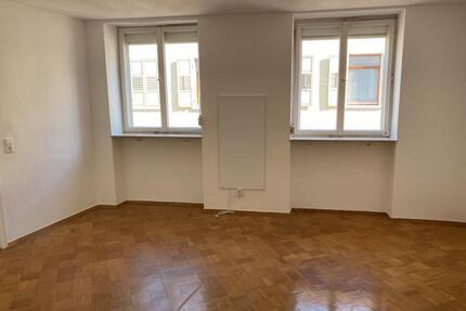 Große Wohnung im Zentrum von Rastatt