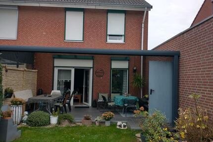 Doppelhaushälfte zur Miete - 1.200,00&nbsp;EUR Kaltmiete, ca.&nbsp; 145,00&nbsp;m&sup2; in Übach-Palenberg (PLZ: 52531)