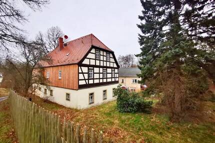 Teilvermietetes ehemaliges Pfarrhaus im Altenburger Land OT Grünberg