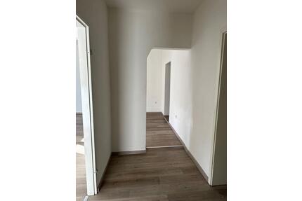Schöne renovierte 3-Raum Wohnung - Essen Stadtbezirk VII