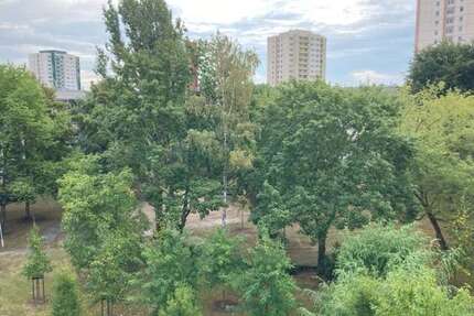 Wohnung zum Mieten in Erfurt 405,00 € 62.33 m²