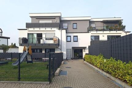 Hochwertiger Neubau mit eigenem Garten - Köln Porz