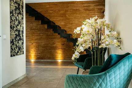 Haus zum Kaufen in Edesheim 985.000,00 € 243.34 m²