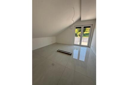 Moderne 3ZKB 90qm mit Balkon in Mörlenbach