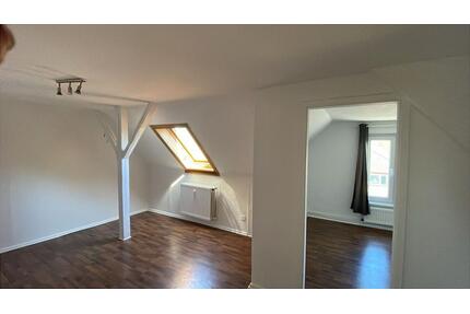 3-Zimmer-Dachgeschosswohnung, Altbau, Mürwiker Str. - Flensburg Fruerlund