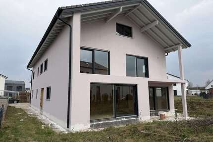 Haus zum Kaufen in Mertingen 899.000,00 € 336.91 m²