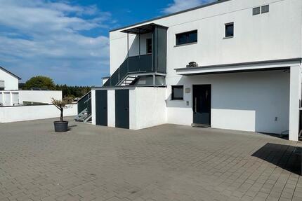 Exklusive 5,5-Zimmer-Eigentumswohnung Feldrandlage großer Balkon - Plochingen