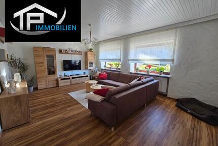 Großzügige 5-ZKB auf 3 Ebenen mit 2 Balkonen, Garten & Stellplatz – ruhige Lage in Theley - Tholey