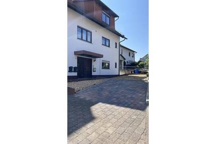 Lichtdurchflutete 2-Zimmer-Wohnung mit Terrasse - Otterbach