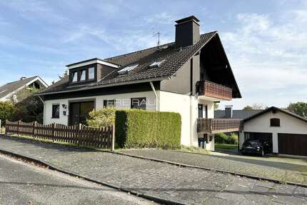 Haus zum Kaufen in Siegen 440.000,00 € 241 m²