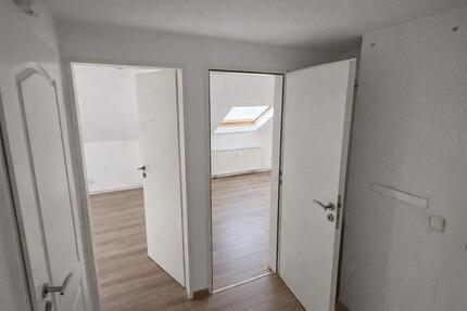 Dachgeschosswohnung in Voerde-Möllen am Wohnungswald garten Mögli - Voerde (Niederrhein)