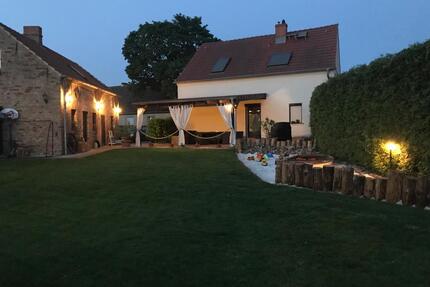 Kernsaniertes Einfamilienhaus mit großem Garten und Nebengelass - Potsdam Krampnitz