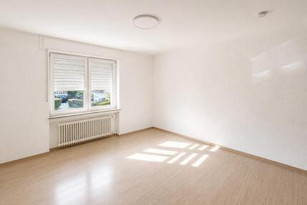 Gemütliche modernisierte Wohnung mit Garten und Garage in ruhiger Sackgassenlage - Herne Wanne