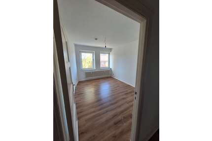 Wohnung zum Mieten in Kiel 420,00 € 44.5 m²