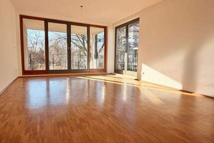 Wunderschöne Familienwohnung mit TG-Stellplatz in Pankow-Rosenthal - Berlin