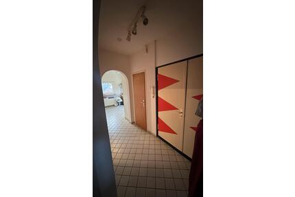 Wohnung zu vermieten - 700,00&nbsp;EUR Kaltmiete, ca.&nbsp; 90,00&nbsp;m&sup2; in Gladbeck (PLZ: 45964)