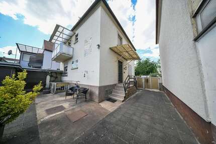 Haus zum Kaufen in Böhl-Iggelheim 369.000,00 € 128 m²