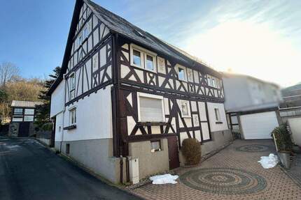 Eiershausen: Gepflegtes Einzelkulturdenkmal zu verkaufen! - Eschenburg / Eiershausen