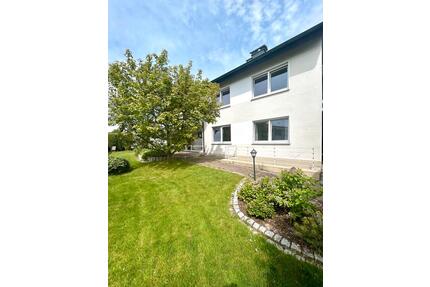 3-Zimmer-Wohnung mit Garten, Terrasse & Küche in Bielefeld-Brake