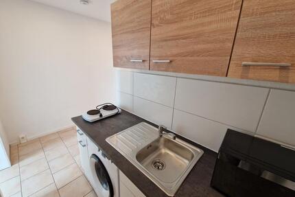 *300 € Gutschein sichern! Ab 15.05. - Dein eigenes Reich - 1-Zimmer-Wohnung mit EBK - Brandenburg an der Havel