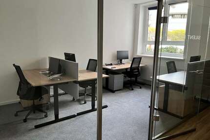 Büro in Hamburg 790,00 € 27 m² - 790,00&nbsp;EUR Kaltmiete, ca.&nbsp; 27,00&nbsp;m&sup2; in Hamburg (PLZ: 20459)