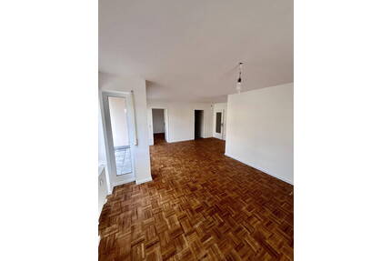 Helle 4,5 Zimmer Wohnung - Erstbezug nach Sanierung - Top gepflegt - Erbach-Dellmensingen