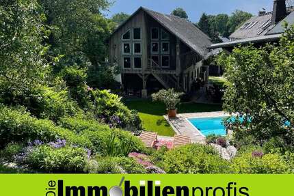 Haus zum Kaufen in Regnitzlosau 449.500,00 € 280 m²