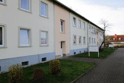 Helle u. geräumige 3-Raumwohnung in Mücheln am Geiseltalsee zu vermieten! - Mücheln (Geiseltal)