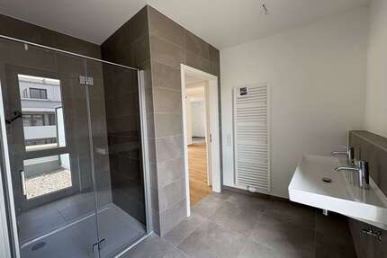 Wohnung zum Mieten in Augsburg 1.381,00 € 76.75 m²