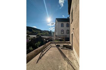 Haus von Privat zu verkaufen - 135.000,00&nbsp;EUR Kaufpreis, ca.&nbsp; 170,00&nbsp;m&sup2; in Pelm (PLZ: 54570)