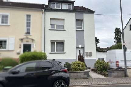 Haus zum Kaufen in SaarlouisRoden 190.000,00 € 155 m² - Saarlouis/Roden
