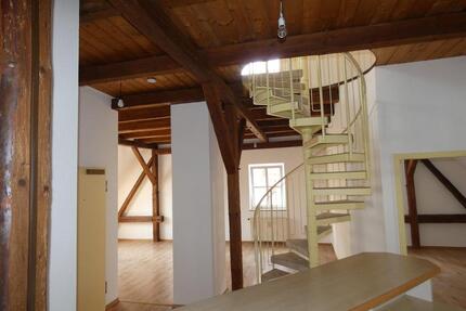 Großzügige Maisonette-Wohnung mit Loggia und Donaublick in TOP-Lage - Lauingen (Donau)