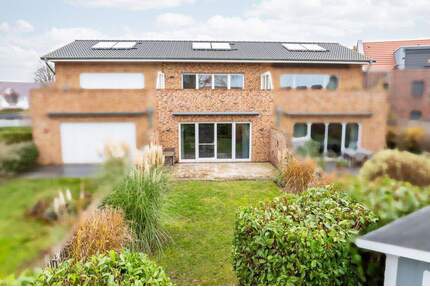 Neuwertiges Reihenhaus mit Dachterrasse und Sauna in begehrter Lage, wenige Gehminuten zum Strand - Grömitz