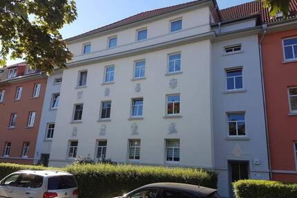 Kuschlige 2-Raum-Wohnung mit Balkon sucht neue Mieter! - Erfurt Daberstedt