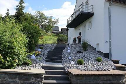 Charmantes Einfamilienhaus in ruhiger Hanglage in Hallenberg