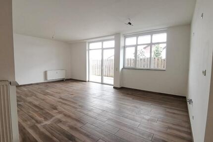 Exklusive 3,5-Zim. EG-Wohnung + Terrasse: Peiting