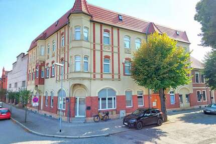 Haus zum Kaufen in Tangermünde 980.000,00 € 787 m²