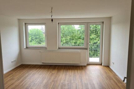 Sanierte 2-Zimmer-Wohnung mit Südbalkon & Aufzug Düsseldorf Rath