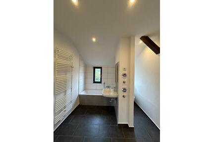 Dein Start in die Unabhängigkeit mit EBK & Ausblick über die Dächer der Stadt! - Chemnitz Bernsdorf